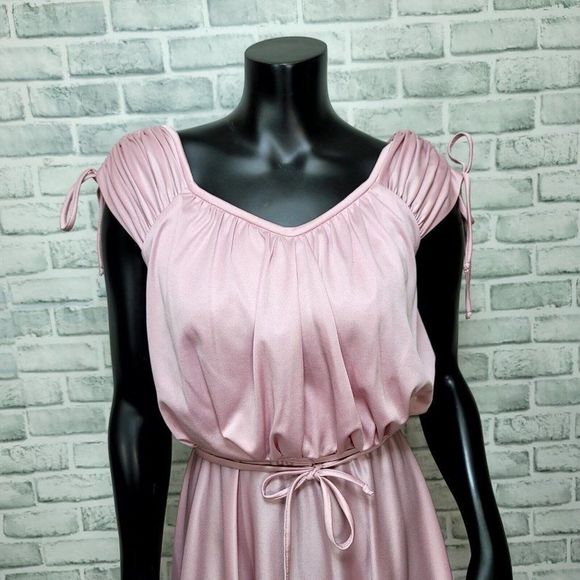 Vintage 70s Union Made Pink‎ Draped Back Cinched Shoulder Disco Dress Tie Belt - Picture 3 of 12